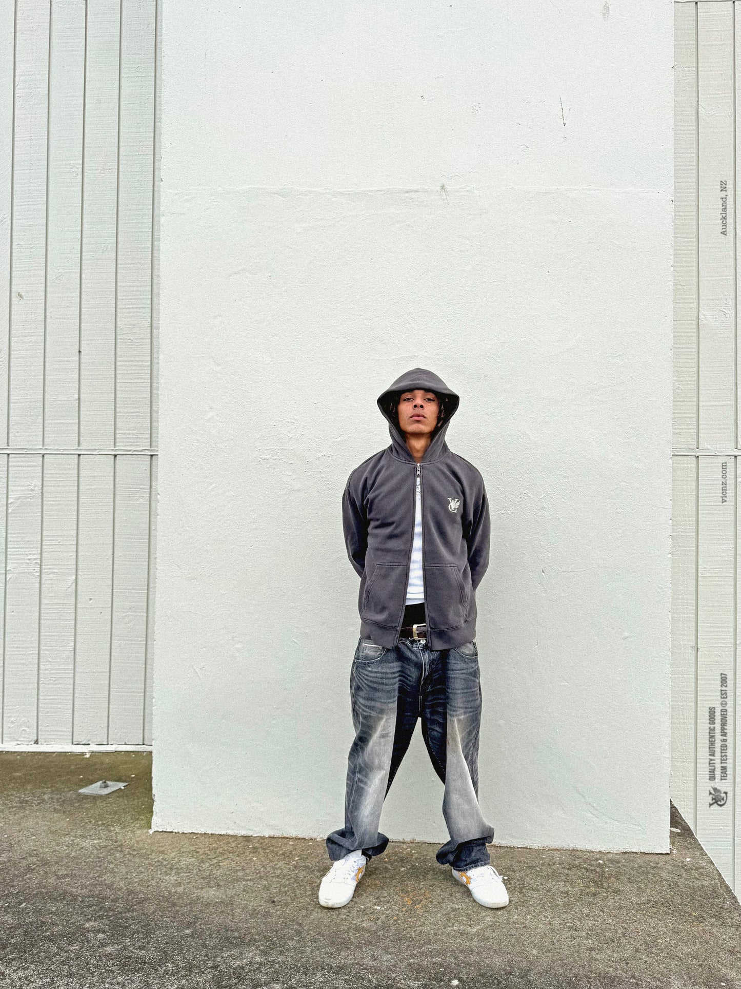 WING ZIP HOOD