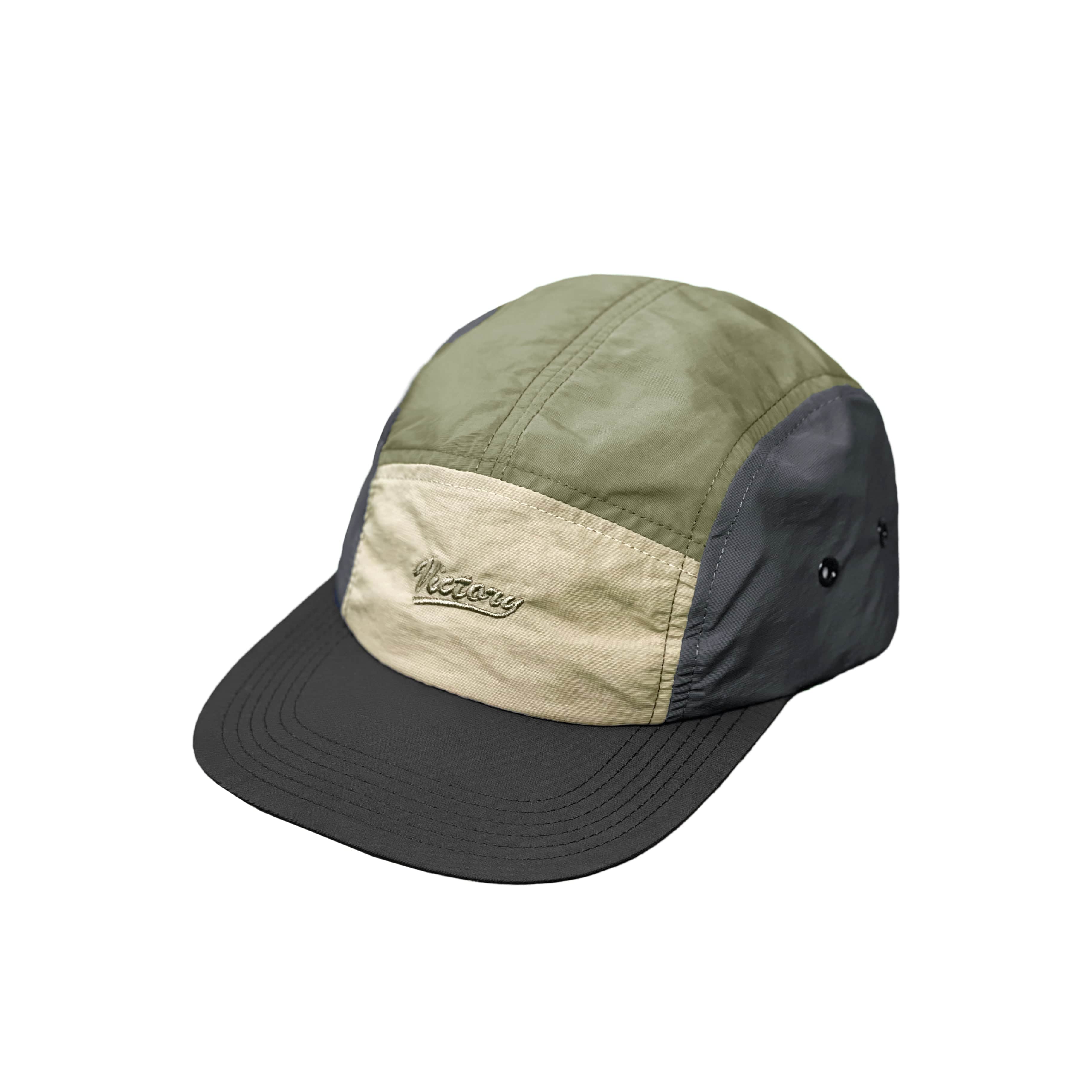 Lightweight vintage outdoor style quick-dry & water-resistant nylon 5-panel camp cap. Colour block panels & soft peak style