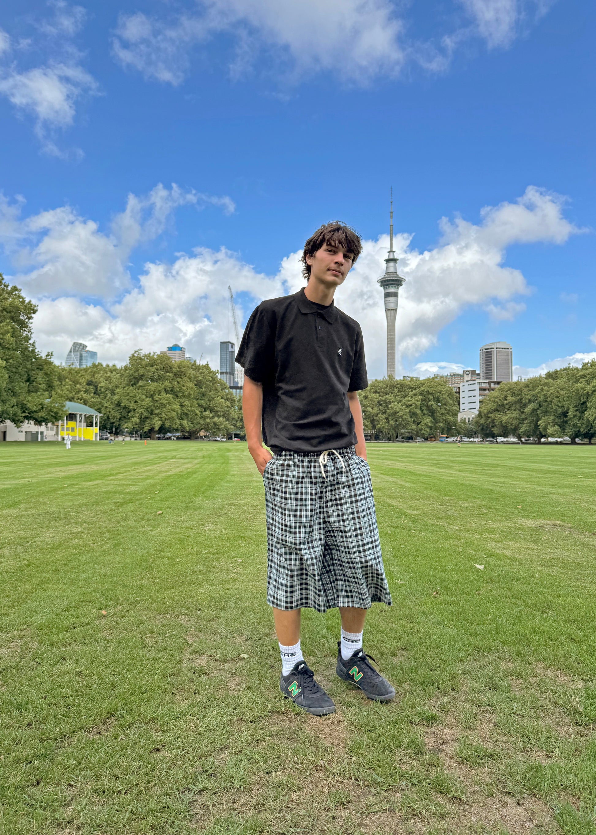 VIC Checkered Shorts – Marine Green
Stay comfortable and stylish with these baggy, roomy-leg checkered shorts. Made from 100% breathable cotton, they feature an elastic waistband with drawcord for a perfect fit, handy side inseam pockets, a back patch pocket, and a subtle embroidered logo. Ideal for skateboarding, streetwear, or casual summer wear.