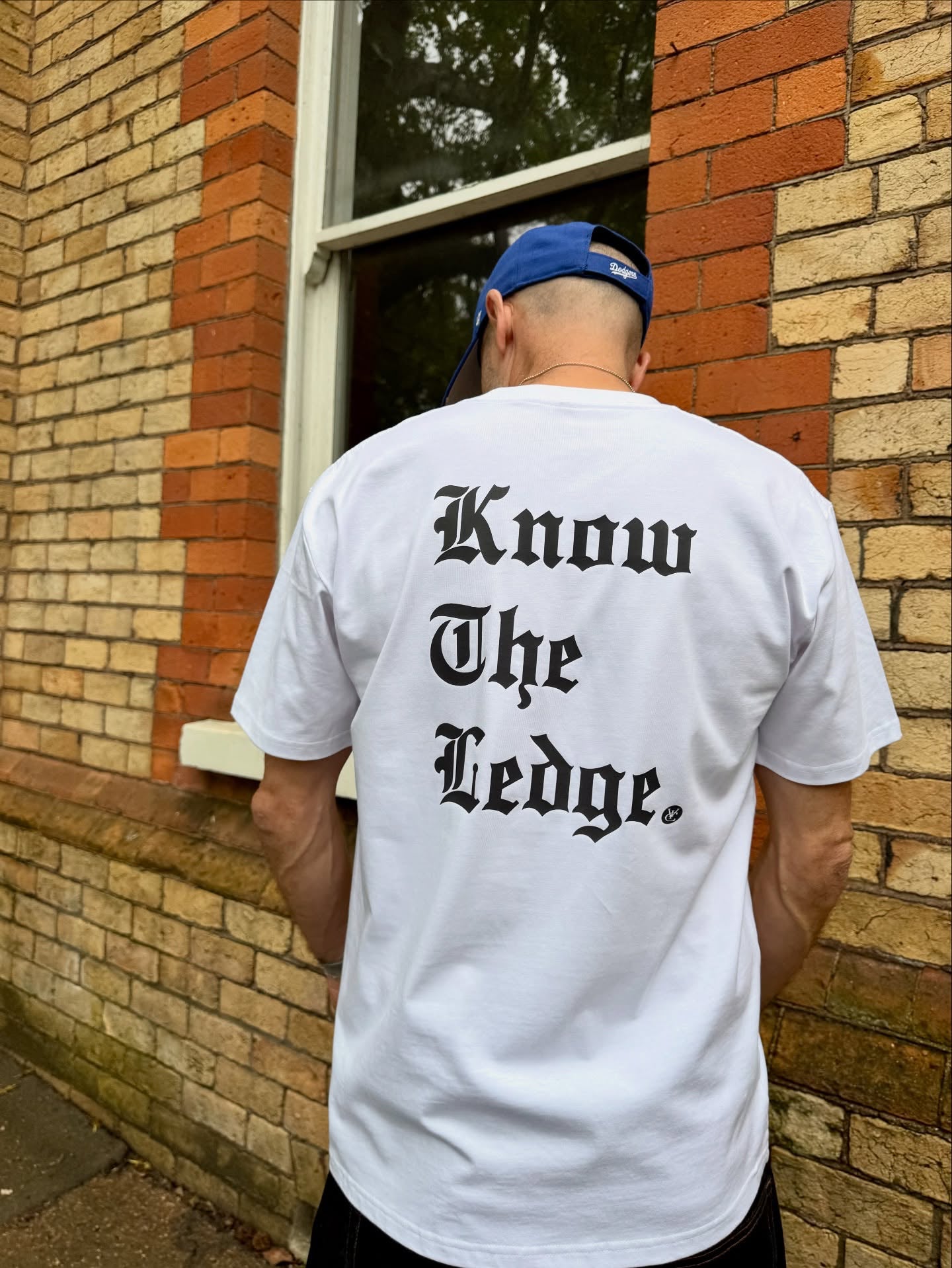 KNOW THE LEDGE TEE - OL' ENGLISH
